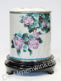 Cloisonne urn creme / wit bloemmotief